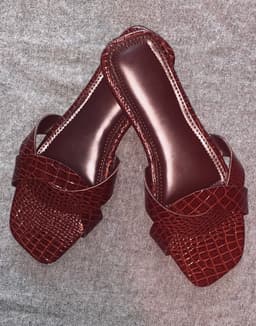 Crisscross mules